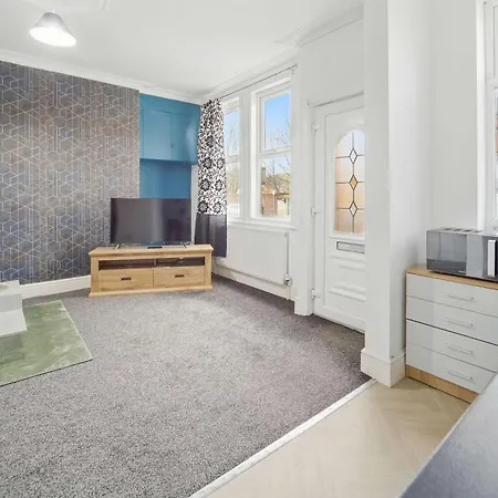 Casa de Férias Spacious 3-bedroom In Leeds (West Yorkshire)