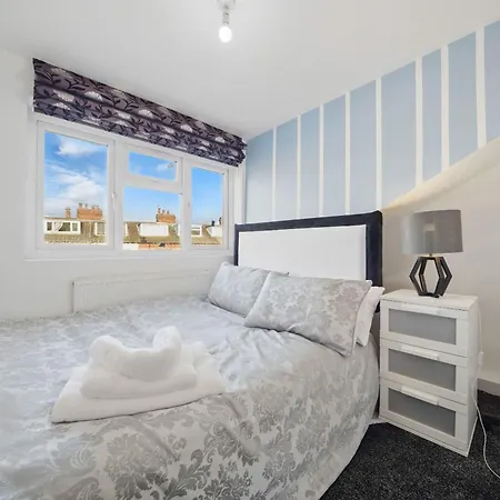 Spacious 3-bedroom In * Leeds (West Yorkshire)