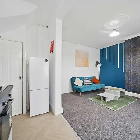 Spacious 3-bedroom In Leeds (West Yorkshire)