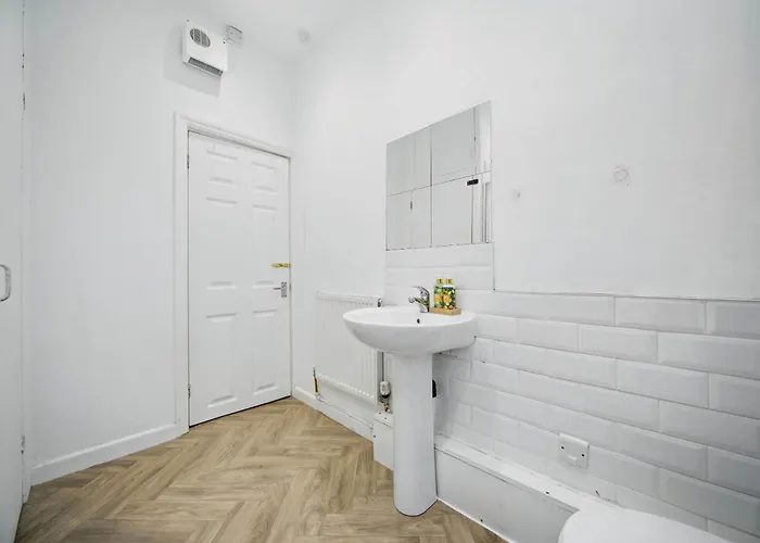 Spacious 3-bedroom In Leeds (West Yorkshire)