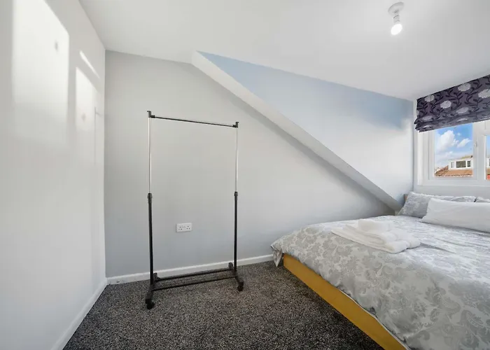 Spacious 3-bedroom In Leeds (West Yorkshire)