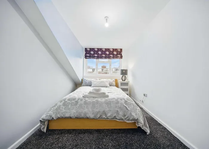 Spacious 3-bedroom In Leeds (West Yorkshire)